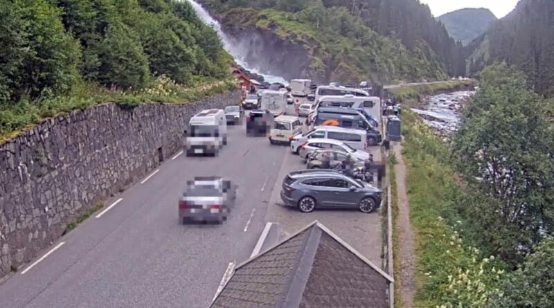 Autoreisen in Norwegen: Sommersaison bringt immer wieder gefährliche Verkehrssituationen