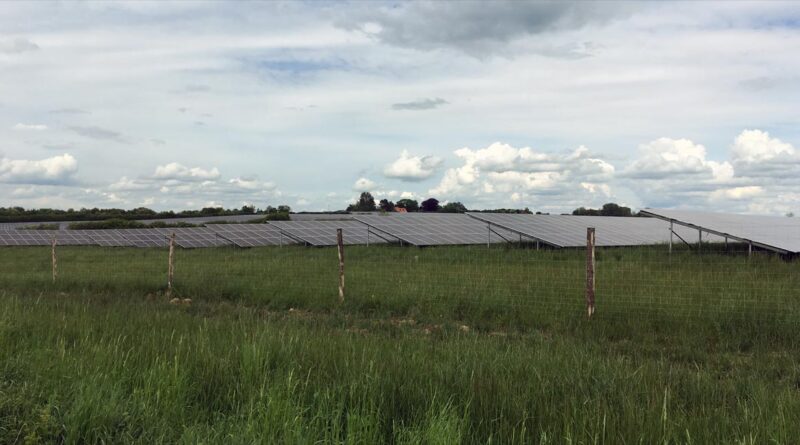 Solaranlage Erneuerbare Energie Lettland