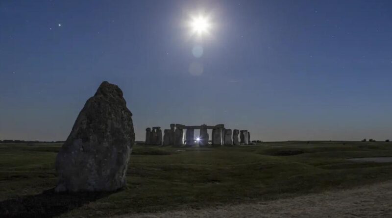 Stonehenge Mond