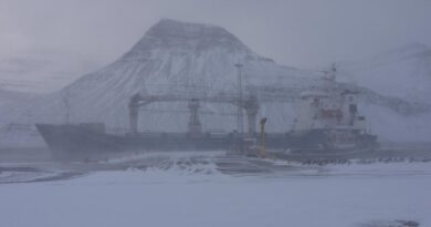 Gelbe Wetterwarnungen für fast ganz Island: Starke Winde und Regenfälle erschweren Reisen